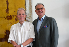 Rektor Wolfgang Fleischhacker gratulierte Wolfram Rieneck für das ausgezeichnete Mentoring-Konzept und bedankte sich persönlich, auch im Namen von Vizerektorin Christine Bandtlow, für seinen Einsatz.