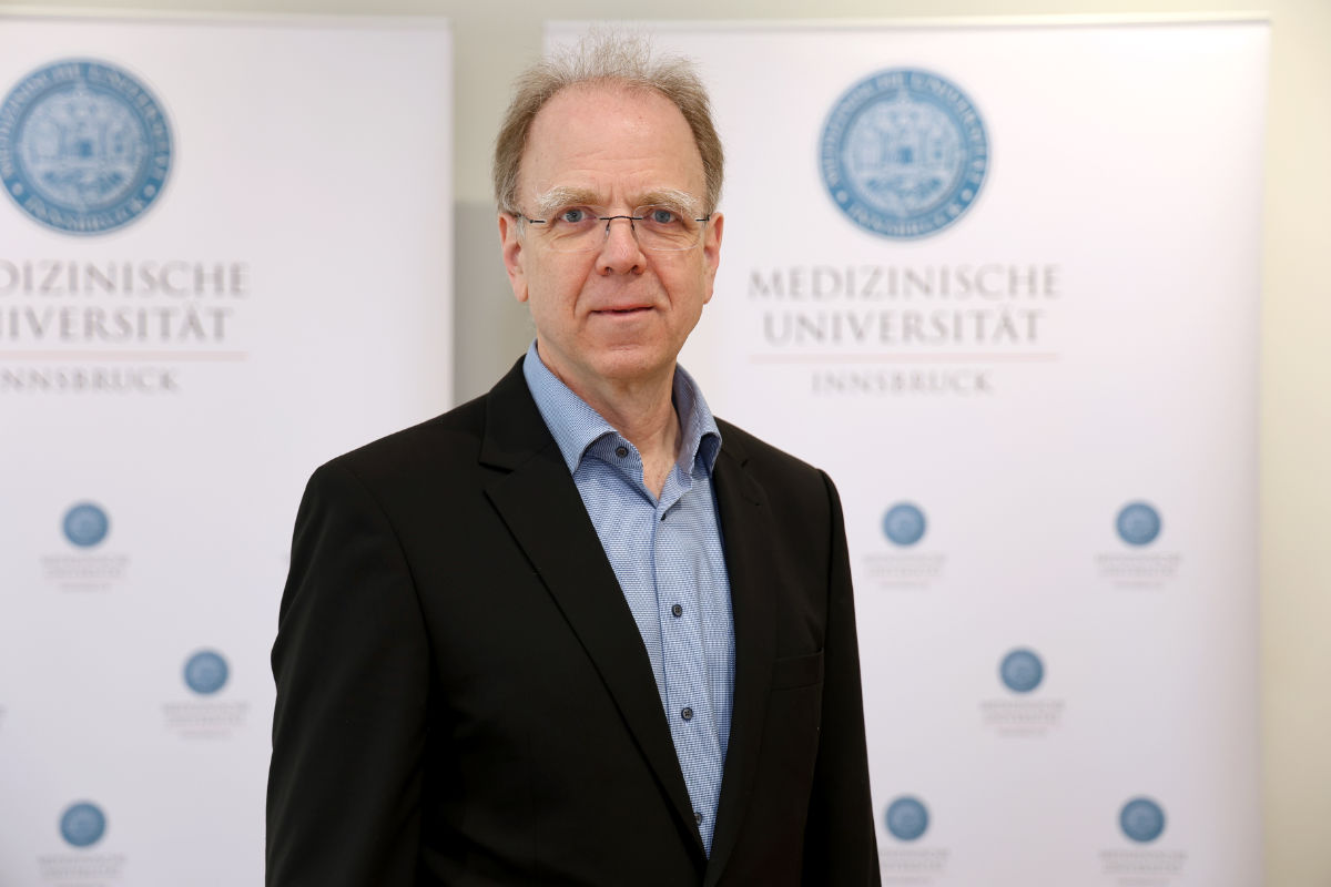 Johannes Zschocke, Direktor des Instituts für Humangenetik (Foto: MUI/D. Bullock)